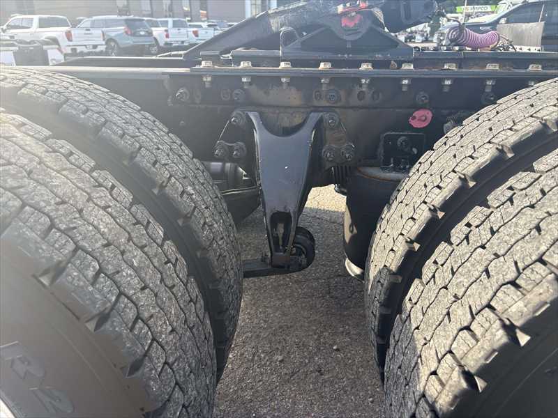 2021 International  LT625