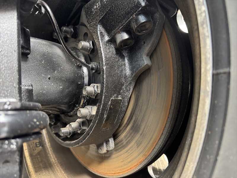 2021 Volvo  VNL64T760