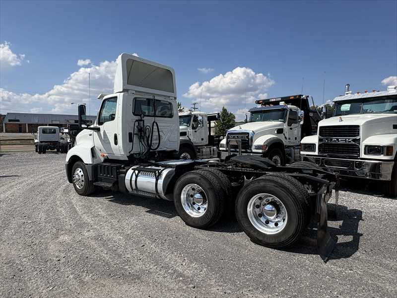 2020 International LT in Memphis, TN — photo 3