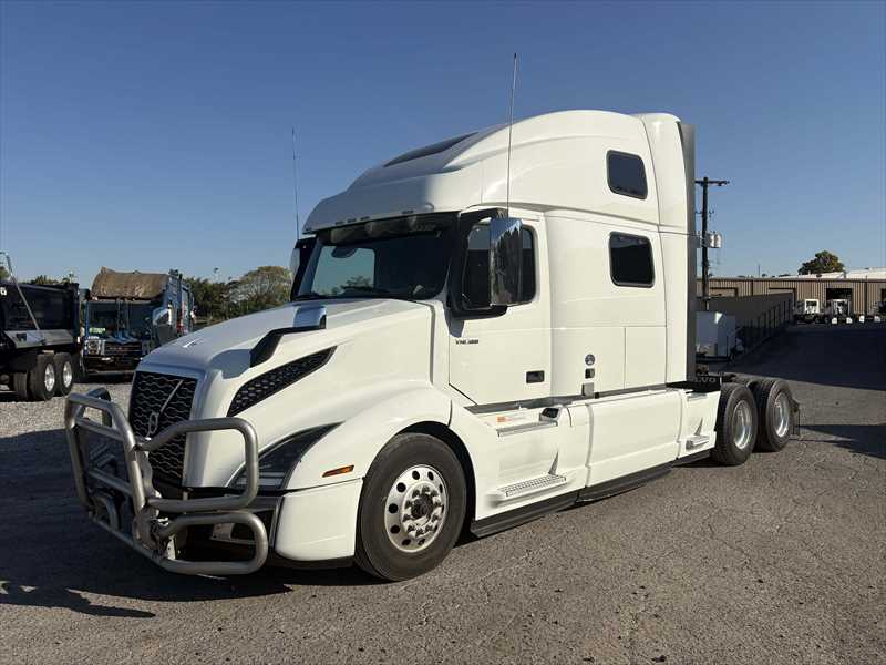 2024 Volvo VNL 860 in Little Rock, AR