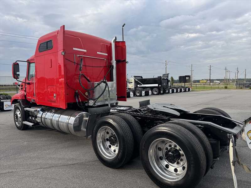 2018 Mack Pinnacle in Little Rock, AR — photo 4