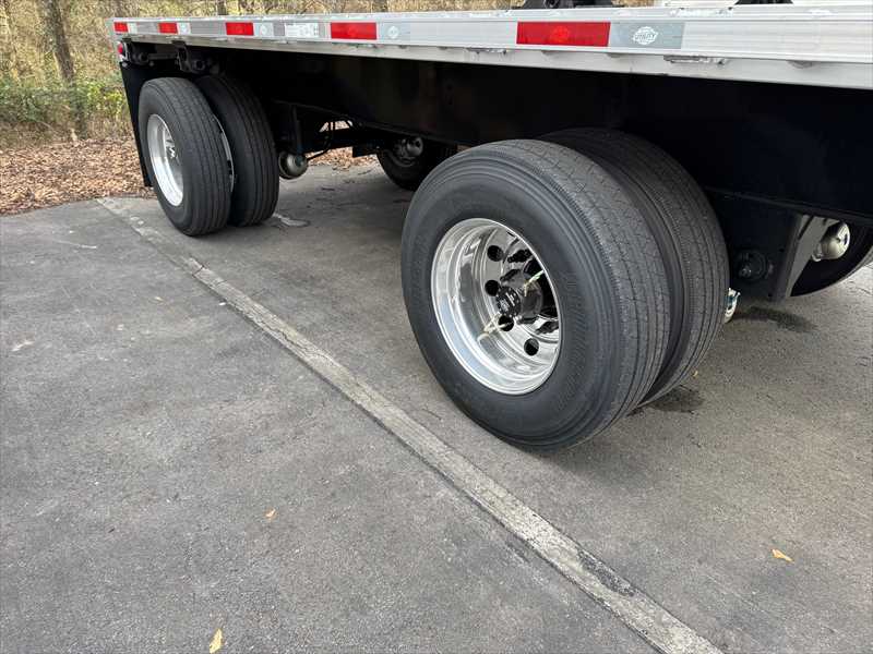 2027 Utility Flatbed