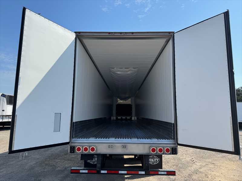 2027 Utility Reefer
