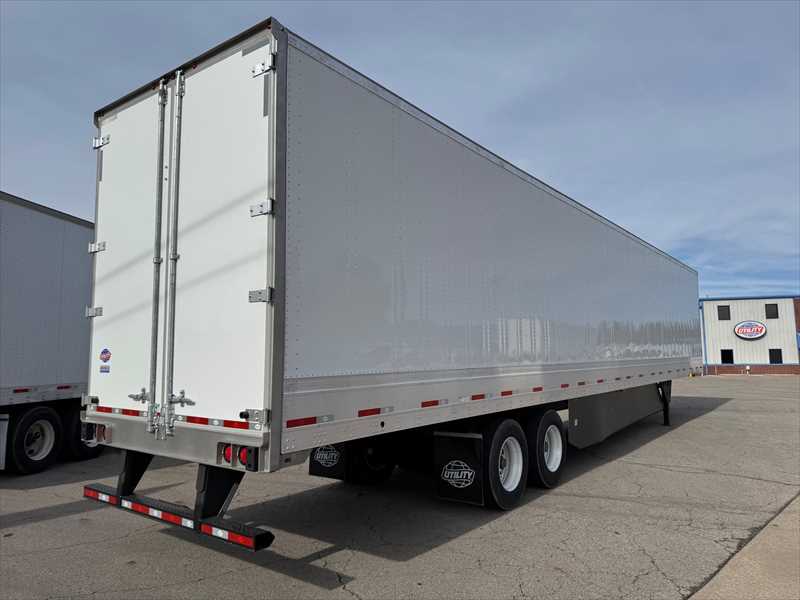 2027 Utility Dry Van