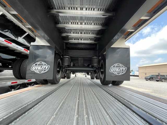2027 Utility Flatbed