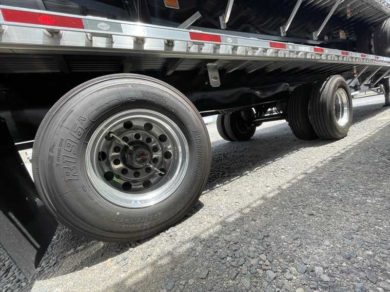 2027 Utility Flatbed